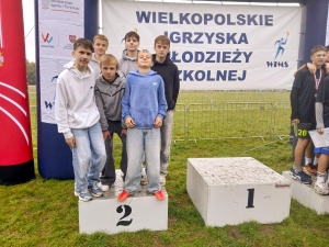 SREBRNA SZTAFETA Z MROCZENIA